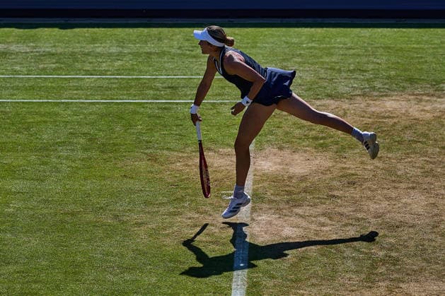 June 25, 2026, Bad Homburg, Hessen, Germany: Elena-Gabriela Ruse of Romania serves during the BAD HOMBURG OPEN powered by SOLARWATTT- WTA500 - Womens Tennis, 25.6.2026 in Bad Homburg (Tennis-Club Bad Homburg), Germany Tennis 2026: WTA, Tennis Damen Bad Hombug Open: Quarterfinal: RUSE 6:4 6:2 NAVARO  - ZUMAs343 20260625_zsp_s343_045 Copyright: xMathiasxSchulzx