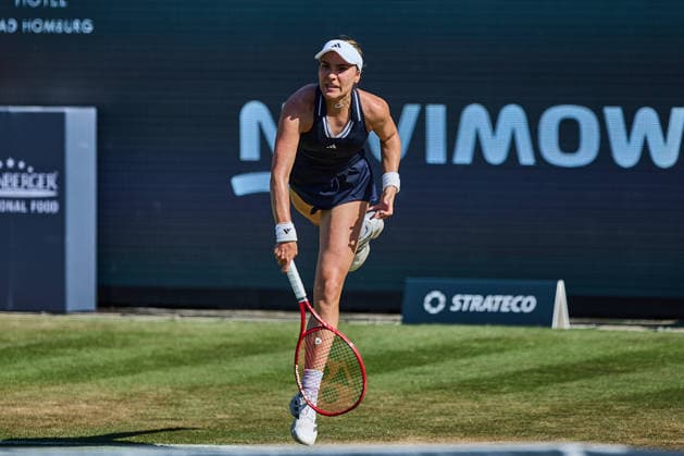 June 25, 2026, Bad Homburg, Hessen, Germany: Elena-Gabriela Ruse of Romania serves during the BAD HOMBURG OPEN powered by SOLARWATTT- WTA500 - Womens Tennis, 25.6.2026 in Bad Homburg (Tennis-Club Bad Homburg), Germany Tennis 2026: WTA, Tennis Damen Bad Hombug Open: Quarterfinal: RUSE 6:4 6:2 NAVARO  - ZUMAs343 20260625_zsp_s343_046 Copyright: xMathiasxSchulzx