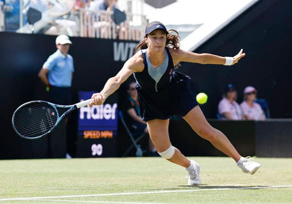RECORD DATE NOT STATED 25th June 2026; Devonshire Park Lawn Tennis Club, Eastbourne, East Sussex, England; Lexus Eastbourne Open Tennis, Day Five; Zeynep sonmez (TUR) plays a forehand shot against Jelena Ostapenko (LAT) HongboxChen