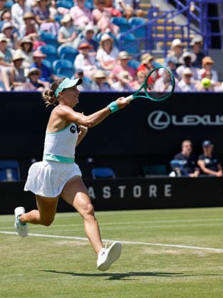 RECORD DATE NOT STATED 25th June 2026; Devonshire Park Lawn Tennis Club, Eastbourne, East Sussex, England; Lexus Eastbourne Open Tennis, Day Five; McCartney Kessler (USA) plays a forehand shot against Madison Keys (USA) HongboxChen