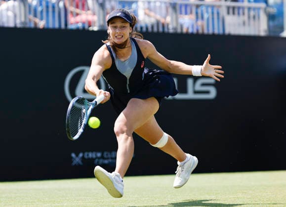 RECORD DATE NOT STATED 25th June 2026; Devonshire Park Lawn Tennis Club, Eastbourne, East Sussex, England; Lexus Eastbourne Open Tennis, Day Five; Zeynep sonmez (TUR) plays a forehand shot against Jelena Ostapenko (LAT) HongboxChen