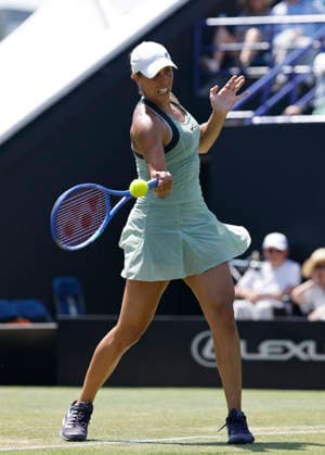 RECORD DATE NOT STATED 25th June 2026; Devonshire Park Lawn Tennis Club, Eastbourne, East Sussex, England; Lexus Eastbourne Open Tennis, Day Five; Madison Keys (USA) plays a forehand shot against McCartney Kessler (USA) HongboxChen