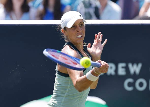 RECORD DATE NOT STATED 25th June 2026; Devonshire Park Lawn Tennis Club, Eastbourne, East Sussex, England; Lexus Eastbourne Open Tennis, Day Five; Madison Keys (USA) plays a forehand shot against McCartney Kessler (USA) HongboxChen