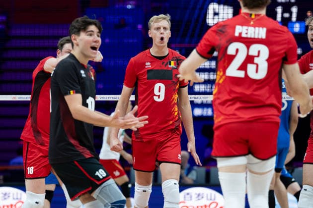 China V Belgium - VNL 2026 Men s Volleyball Nations League. Wout D heer and his teammates celebrate after scoring a point during the Men s VNL FIVB Volleyball Nations League match between China and Belgium at PreZero Arena in Gliwice, Poland, on June 25, 2026. Gliwice Poland  Copyright: xMarcinxGolbax originalFilename:golba-chinavbe260625_np8Tn.jpg