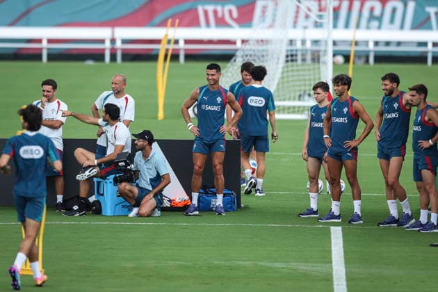FIFA World Cup, WM, Weltmeisterschaft, Fussball 2026 - Portugal training Portugal s national soccer player Cristiano Ronaldo (C) attends a training session of the team in Palm Beach, Florida, USA, 25 June 2026. Palm Beach Florida United States  Copyright: xMIGUELxA.xLOPESx