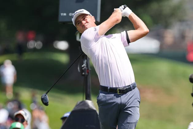 CROMWELL, CT - JUNE 25: Justin Thomas of the United States hits the ball on the second tee during the first round of the Travelers Championship 2026 at TPC River Highlands on June 25, 2026 in Cromwell, Connecticut. (Photo by Andrew Mordzynski Icon Sportswire) GOLF: JUN 25 PGA, Golf Herren Travelers Championship EDITORIAL USE ONLY Icon2606258012834