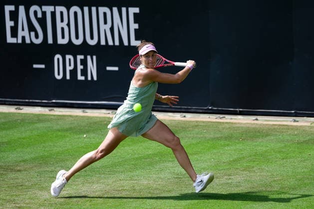 Lexus Eastbourne Open - Day Four Tatjana Maria of Germany competes against Tereza Valentova of the Czech Republic during their quarterfinal match at the 2026 Lexus Eastbourne Open Women s tennis tournament at the Devonshire Park Lawn Tennis Club in Eastbourne, England, on June 25, 2026. Eastbourne United Kingdom  Copyright: xOwenxHammondx originalFilename:hammond-2026lexu260625_npq44.jpg