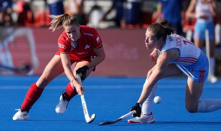 Belgium s Alix Gerniers fights for the ball during a hockey game between Belgian national team, Nationalteam Red Panthers and Netherlands, Thursday 25 June 2026 in Wavre, match 14 16 in the group stage of the women s FIH Pro League competition. VIRGINIExLEFOUR  x179254610x