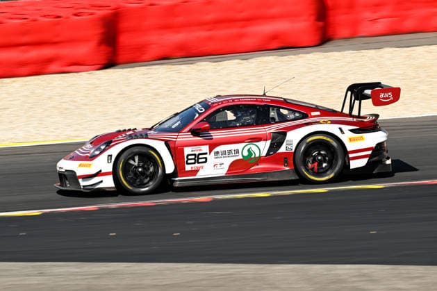 AUTOMOBILE : 24 Heures de SPA Francorchamps - 25 06 2026 86 High Class Racing (DNK) Porsche 911 GT3 R (992) EVO (PRO-AM) driven by Kerong LI (USA) Anders FJORDBACH (DEN) Bo YUAN (CHN) Hongli YE (CHN), during the CrowdStrike 24 Hours of SPA, 4th round of the GT World Challenge Europe Championship (SRO) on the Spa-Francorchamps circuit in Belgium The 25th June 2026. SPA-FRANCORCHAMPSBelgium  Copyright: xMPSxAGENCYx