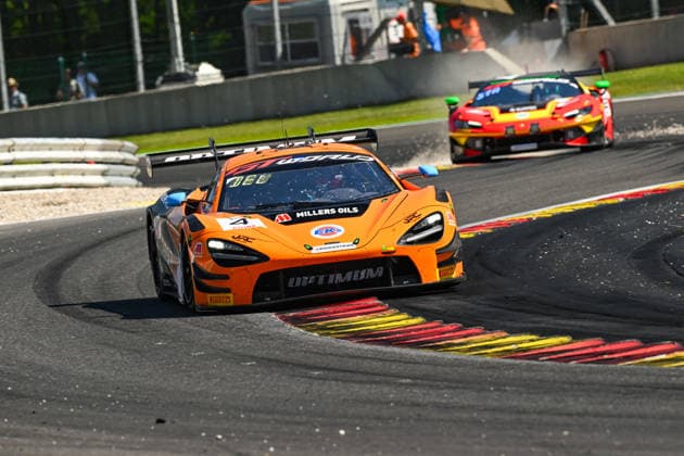 AUTOMOBILE : 24 Heures de SPA Francorchamps - 25 06 2026 4 Optimum Motorsport (GBR) McLaren 720S GT3 EVO (GOLD) driven by Adam SMALLEY (GBR) Freddie TOMLINSON (GBR) Harry GEORGE (GBR) Ruben DEL SARTE (NED), during the CrowdStrike 24 Hours of SPA, 4th round of the GT World Challenge Europe Championship (SRO) on the SPA Francorchamps circuit in Belgium The 25th June 2026. SPA-FRANCORCHAMPSBelgium  Copyright: xMPSxAGENCYx