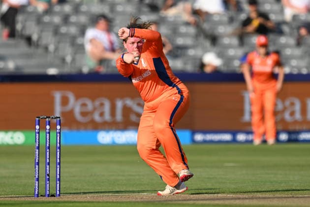 South Africa Women v Netherlands Women, ICC Women s T20 World Cup Caroline De Lange of Netherlands bowling during the ICC Women s T20 World Cup match between South Africa Women and Netherlands Women at the Seat Unique Stadium, Bristol, UK on 25 June 2026. Bristol Seat Unique Stadium Gloucestershire UK Editorial use only , Copyright: xGrahamxHuntx PSI-24401-0031