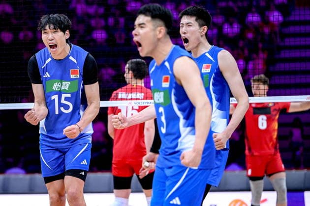 GLIWICE 25.06.2026 MECZ SIATKARSKA LIGA NARODOW 2026 PILKA SIATKOWA --- FIVB VOLLEYBALL NATIONS LEAGUE MATCH: CHINY - BELGIA --- CHINA - BELGIUM N Z SHIKUN PENG HEBIN WANG FOT.PAWEL PIOTROWSKI 400MM.PL NEWSPIX.PL --- newspix.pl 