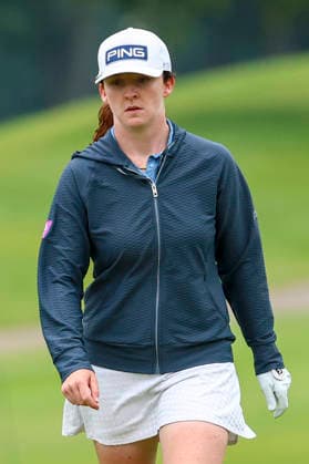 June 25, 2026, Chaska, Minnesota, United States: LAUREN WALSH approaches the green on hole two. This is the first day of the 2026 KPMG WomenÃ¢â‚¬â ¢s PGA, Golf Herren Championship at Hazeltine National Golf Course in Chaska Minnesota. Chaska United States - ZUMAt166 20260625_zsp_t166_002 Copyright: xMichaelxTurnerx