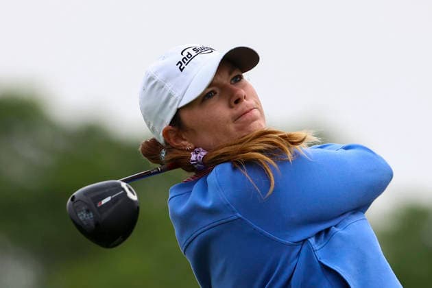 June 25, 2026, Chaska, Minnesota, United States: KATE SMITH-STROH watches her shot at hole three. This is the first day of the 2026 KPMG WomenÃ¢â‚¬â ¢s PGA, Golf Herren Championship at Hazeltine National Golf Course in Chaska Minnesota. Chaska United States - ZUMAt166 20260625_zsp_t166_012 Copyright: xMichaelxTurnerx