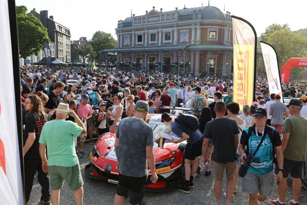 RECORD DATE NOT STATED 71 Frederik Schandorff (DNK) Malte Ebdrup (DNK) Simon Birch (DNK) Conrad Laursen (DNK), Ferrari 296 GT3 Evo, Team: Selected Car Racing (DNK) in den Fan-Massen bei der Parade in den Strassen von Spa BEL, Motorsport, CrowdStrike 24H Of Spa, Spa-Francorchamps, Circuit Spa-Francorchamps, Belgien, Mittwoch, Parade, 24.06.2026 BEL, Motorsport, CrowdStrike 24H Of Spa, Spa-Francorchamps, Circuit Spa-Francorchamps, Belgien, Mittwoch, Parade, 24.06.2026 Spa-Francorchamps *** 71 Frederik Schandorff DNK Malte Ebdrup DNK Simon Birch DNK Conrad Laursen DNK, Ferrari 296 GT3 Evo, Team Selected Car Racing DNK among the crowds of fans during the parade through the streets of Spa BEL, Motorsports, CrowdStrike 24H of Spa, Spa Francorchamps, Circuit Spa Francorchamps, Belgium, Wednesday, parade, June 24, 2026 BEL, motorsports, CrowdStrike 24H of Spa, Spa Francorchamps, Spa-Francorchamps Circuit, Belgium, Wednesday, parade, June 24, 2026, Spa-Francorchamps Copyright: xEibner-Pressefoto JuergenxAugstx EP_JAT