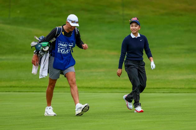 June 25, 2026, Chaska, Minnesota, United States: LUCY LI walks up the course to her ball. This is the first day of the 2026 KPMG WomenÃ¢â‚¬â ¢s PGA, Golf Herren Championship at Hazeltine National Golf Course in Chaska Minnesota. 2026 KPMG WomenÃ¢â‚¬â ¢S PGA Championship - Day 1  - ZUMAt166 20260625_zsp_t166_075 Copyright: xMichaelxTurnerx