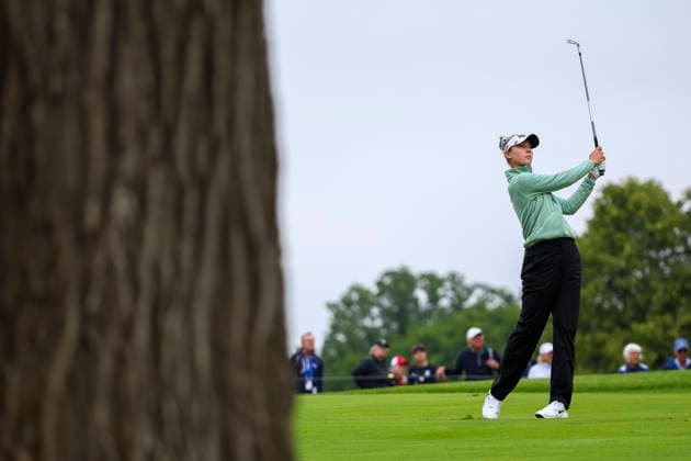 June 25, 2026, Chaska, Minnesota, United States: NELLY KORDA hits a shot off the fairway at hole three. This is the first day of the 2026 KPMG WomenÃ¢â‚¬â ¢s PGA, Golf Herren Championship at Hazeltine National Golf Course in Chaska Minnesota. Chaska United States - ZUMAt166 20260625_zsp_t166_112 Copyright: xMichaelxTurnerx