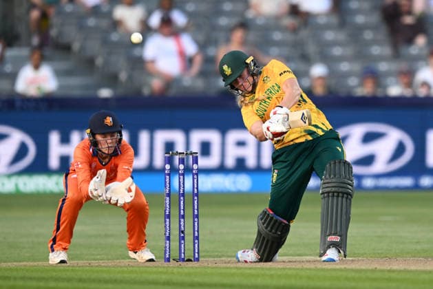South Africa Women v Netherlands Women, ICC Women s T20 World Cup Annerie Dercksen of South Africa plays an attacking shot during the ICC Women s T20 World Cup match between South Africa Women and Netherlands Women at the Seat Unique Stadium, Bristol, UK on 25 June 2026. Bristol Seat Unique Stadium Gloucestershire UK Editorial use only , Copyright: xGrahamxHuntx PSI-24401-0056