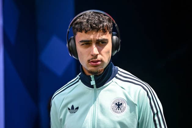 Aleksandar Pavlovic (Germany) Looks on during the FIFA World Cup, WM, Weltmeisterschaft, Fussball 2026 Group I match between Norway and Senegal at New York New Jersey Stadium on June 22, 2026 in East Rutherford, United States. (Photo by Harry Langer DeFodi Images) - *** Aleksandar Pavlovic of Germany watches the FIFA World Cup 2026 Group I match between Norway and Senegal at New York New Jersey Stadium on June 22, 2026, in East Rutherford, United States. Photo by Harry Langer, DeFodi Images