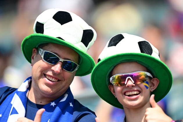 Curacao v Ivory Coast - FIFA World Cup, WM, Weltmeisterschaft, Fussball 2026 - Group E PHILADELPHIA, USA - JUNE 25: Fans gather are seen prior the 2026 FIFA World Cup First Stage Group E match between Curacao and Ivory Coast at Lincoln Financial Field (Philadelphia Stadium) in Philadelphia, Pennsylvania, United States on June 25, 2026. Abdulhamid Hosbas Anadolu Pennsylvania United States. Editorial use only. Please get in touch for any other usage.  Copyright: x2026xAnadoluxAbdulhamidxHosbasx