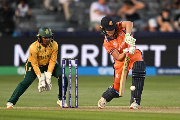 South Africa Women v Netherlands Women, ICC Women s T20 World Cup Sterre Kalis of Netherlands plays an attacking shot during the ICC Women s T20 World Cup match between South Africa Women and Netherlands Women at the Seat Unique Stadium, Bristol, UK on 25 June 2026. Bristol Seat Unique Stadium Gloucestershire UK Editorial use only , Copyright: xGrahamxHuntx PSI-24401-0109