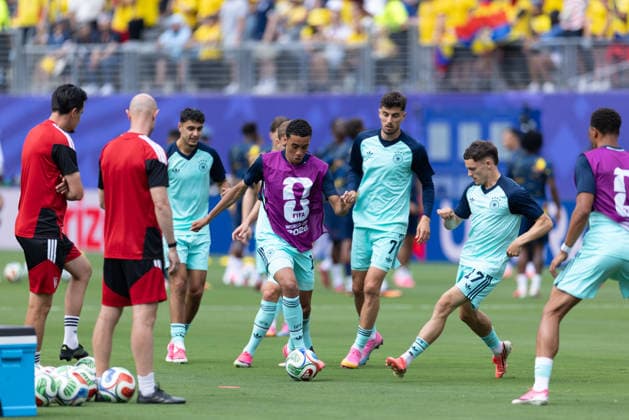 Germany v Ecuador - FIFA World Cup, WM, Weltmeisterschaft, Fussball 2026 - Group E NEW JERSEY, USA - JUNE 25: Florian Wirtz (17) of Germany warms up&nbsp;prior 2026 FIFA World Cup First Stage Group E match between Germany and Ecuador at New Jersey Stadium (MetLife Stadium) in East Rutherford, New Jersey, USA, on June 25, 2026. Sathire Kelpa Anadolu New Jersey United States. Editorial use only. Please get in touch for any other usage.  Copyright: x2026xAnadoluxSathirexKelpax
