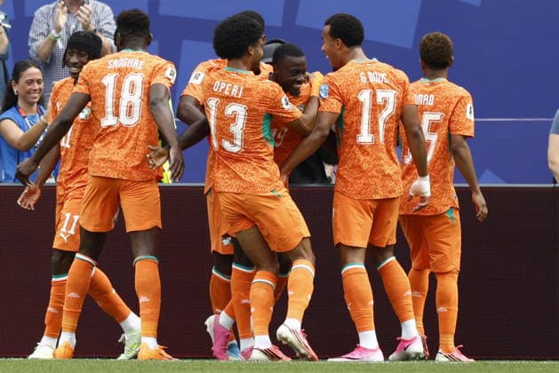 FIFA World Cup, WM, Weltmeisterschaft, Fussball 2026 - Group E - Curacao vs Ivory Coast Nicolas Pepe of Ivory Coast (C) celebrates with his teammates after scoring the 0-1 goal during the FIFA World Cup 2026 group stage match Curacao against Ivory Coast, in Philadelphia, Pennsylvania, USA, 25 June 2026. PHILADELPHIA United States  Copyright: xWILLxOLIVERx