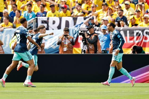 25.06.2026, Fussball, Herren, FIFA Weltmeisterschaft 2026, Vorrunde, Gruppe E, New York, Ecuador - Deutschland, Torjubel zum 0:1, Torschütze: Leroy Sane (Deutschland) New York MetLife Stadium New York Vereinigte Staaten von Amerika (US) *** June 25, 2026, Soccer, Men s, 2026 FIFA World Cup, Group Stage, Group E, New York, Ecuador vs. Germany, Celebration of the 0–1 goal, Goal scorer: Leroy Sané, Germany, New York, MetLife Stadium, New York, United States of America, US Copyright: xSebastianxBachx
