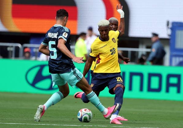 FIFA World Cup, WM, Weltmeisterschaft, Fussball 2026 - Group E - Ecuador vs Germany Nilson Angulo of Ecuador scores the 1-1 during the FIFA World Cup 2026 group stage match Ecuador against Germany, in New Jersey, USA, 25 June 2026. NEW JERSEY United States  Copyright: xSARAHxYENESELx