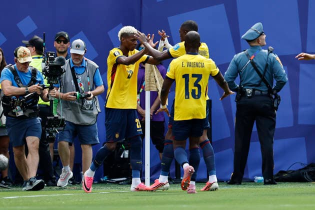 25.06.2026, Fussball, Herren, FIFA Weltmeisterschaft 2026, Vorrunde, Gruppe E, New York, Ecuador - Deutschland, Torjubel zum 1:1, Torschütze: Nilson Angulo (Ecuador) New York MetLife Stadium New York Vereinigte Staaten von Amerika (US) *** June 25, 2026, Soccer, Men s, 2026 FIFA World Cup, Group Stage, Group E, New York, Ecuador vs. Germany, Celebration of the 1-1 goal, Goal scorer: Nilson Angulo, Ecuador, New York, MetLife Stadium, New York, United States of America, US Copyright: xSebastianxBachx
