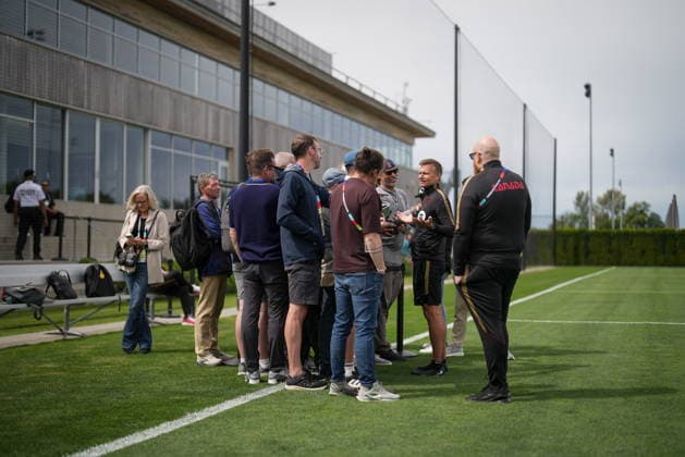 June 25, 2026, Vancouver, Bc, CANADA: Canada head coach Jesse Marsch speaks to reporters before a FIFA World Cup, WM, Weltmeisterschaft, Fussball soccer training session, in Vancouver, on Thursday, June 25, 2026. Canada News - June 25, 2026  - ZUMAc35_ 20260625_zaf_c35_065 Copyright: xDarrylxDyckx