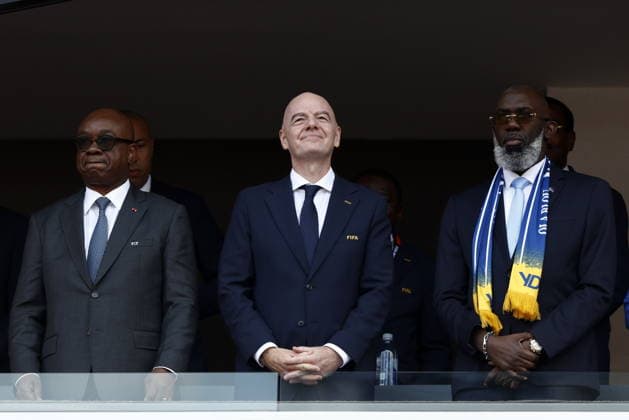 FIFA World Cup, WM, Weltmeisterschaft, Fussball 2026 - Group E - Curacao vs Ivory Coast (L-R) Ivorian Football Federation President Yacine Idriss Diallo, FIFA President Gianni Infantino, and Prime Minister of Curacao Gilmar Pisas attend the FIFA World Cup 2026 group stage match Curacao against Ivory Coast, in Philadelphia, Pennsylvania, USA, 25 June 2026. PHILADELPHIA United States  Copyright: xWILLxOLIVERx