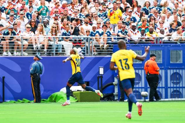 RECORD DATE NOT STATED FIFA World Cup, WM, Weltmeisterschaft, Fussball 2026 - Group E - Ecuador v Germany Nilson Angulo player of Ecuador celebrates his goal during the match between Ecuador and Germany in the third round of Group E of the 2026 FIFA World Cup group stage at New York New Jersey Stadium, in East Rutherford, United States, on Thursday, June 25, 2026.(Foto: William Volcov Brazil Photo Press IMAGO) Sports East Rutherford NJ United States of America Copyright: xWILLIAMxVOLCOVx