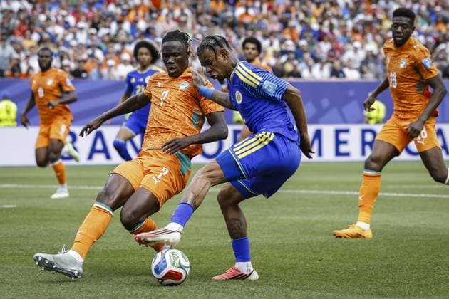 PHILADELPHIA - (lr) Odilon Kossounou of Ivory Coast, Juninho Bacuna of Curacao and Ibrahim Sangare of Ivory Coast during the 2026 FIFA World Cup, WM, Weltmeisterschaft, Fussball Group E match between Curacao and Ivory Coast at Philadelphia Stadium on June 25, 2026 in Philadelphia, United States. MAURICE VAN STEEN ANP FIFA World Cup 2026 - Group E 2026 xVIxANPxSportx xxANPxIVx 561973828 originalFilename: 561973828.jpg