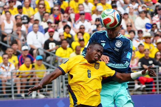 Kopfballchance Kai Havertz (Deutschland Germany) gegen Willian Pacho (Ecuador, 6) - New York 25.06.2026: Deutschland vs. Ecuador, MetLife Stadium, World Cup 26 Gruppe E, 3. Spieltag *** Kai Havertz (Germany) has a header chance against Willian Pacho (Ecuador), June 25, 2026, in New York. Germany vs. Ecuador, MetLife Stadium, World Cup 2026, Group E, Matchday 3