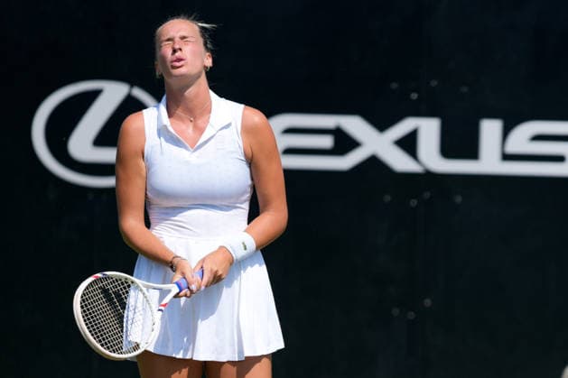 Lexus Eastbourne Open - Day Four Isabelle Haverlag of the Netherlands and Maia Lumsden of Great Britain compete in their quarterfinal doubles match against Eudice Chong of Hong Kong and Janice Tjen of Indonesia at the 2026 Lexus Eastbourne Open Women s tennis tournament at the Devonshire Park Lawn Tennis Club in Eastbourne, England, on June 25, 2026. Eastbourne United Kingdom  Copyright: xOwenxHammondx originalFilename:hammond-2026lexu260625_npfeV.jpg