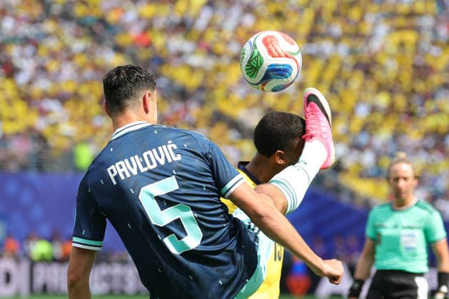 Aleksandar Pavlovic (L) of Germany kicks the ball during a Group E match at the 2026 FIFA World Cup, WM, Weltmeisterschaft, Fussball between Ecuador and Germany at MetLife stadium in New Jersey, United States, 25 June 2026. FIFA World Cup 2026 - Group E - Ecuador vs Germany !ACHTUNG: NUR REDAKTIONELLE NUTZUNG!  Copyright: xSebastiaoxMoreirax GR4470 0860038546st