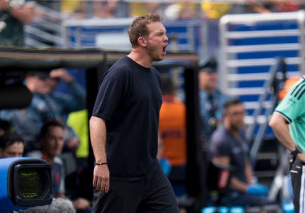 Einzelbild, Single image: Julian Nagelsmann (Germany, Coach) gibt Anweisungen, gestikuliert, mit den Armen gestikulieren, gives instructions, gesticulate, gesticolando, emotionen FIFA World Cup, WM, Weltmeisterschaft, Fussball 2026: Ecuador vs Deutschland 25 June 2026, FIFA World Cup 2026: Ecuador vs Deutschland (Group E, Matchday 3) at New York New Jersey Stadium in East Rutherford, New Jersey, USA. *** Single image: Julian Nagelsmann, Germany s coach, gives instructions and gestures with his arms; emotions; FIFA World Cup 2026, Ecuador vs. Germany, June 25, 2026, FIFA World Cup 2026 Ecuador vs. Germany, Group E, Matchday 3 at New York New Jersey Stadium in East Rutherford, New Jersey, USA Copyright: HMBxMedia xMarcoxBader