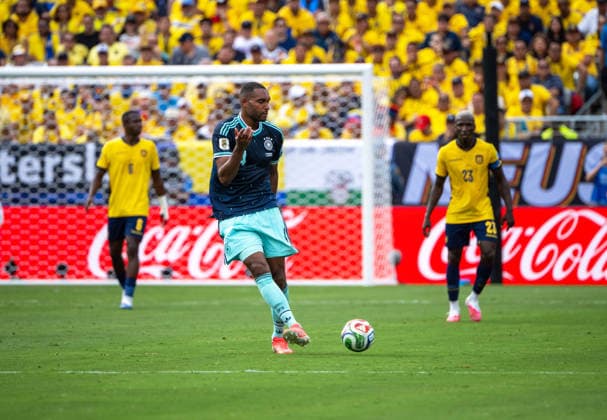 Fußball, Herren, FIFA World Cup, WM, Weltmeisterschaft, Fussball 2026, Spiel in New York New Jersey, Ecuador - Deutschland (Gruppe E, 3. Spieltag), Jonathan Tah (Deutschland), 25.06. 2026, *** Soccer, Men s, 2026 FIFA World Cup, Match in New York, New Jersey, Ecuador vs. Germany, Group E, Matchday 3, Jonathan Tah (Germany), June 25, 2026, Copyright: xMatthiasxKochx