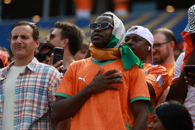 An Ivory Coast fan cheers prior to a Group E match of the 2026 FIFA World Cup, WM, Weltmeisterschaft, Fussball between Curacao and Ivory Coast at Lincoln Financial Field in Philadelphia, USA, 25 June 2026. FIFA World Cup 2026: Group E Curacao - Ivory Coast !ACHTUNG: NUR REDAKTIONELLE NUTZUNG!  Copyright: xDavidxTorox GR4462 20260625-55020711170_1