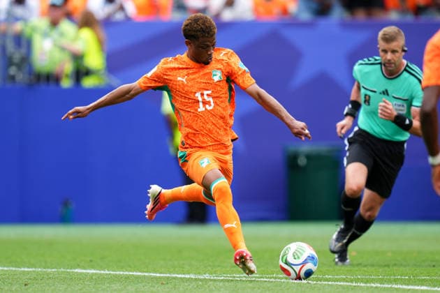 June 25, 2026: Ivory Coast Forward Amad Diallo (15) shoots the ball during the first half of a World Cup Match against Curacao at Philadelphia Stadium in Philadelphia, Pennsylvania. CSM FIFA World Cup, WM, Weltmeisterschaft, Fussball 2026: Ivory Coast Vs Curacao JUN 25  - ZUMAc04_ 20260625_zma_c04_002 Copyright: xKylexRoddenx