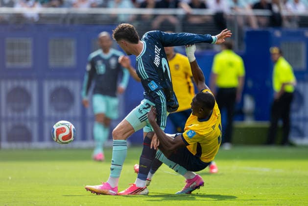260625 Kai Havertz of Germany and Joel Ordonez of Ecuador during the FIFA World Cup, WM, Weltmeisterschaft, Fussball 2026 group stage football match between Ecuador and Germany on June 25, 2026 in New Jersey. Photo: Jon Olav Nesvold BILDBYRAN COP 217 JE0136 fotboll football soccer fotball vm fotbolls-vm fotball-vm fotbolls-vm 2026 fifa world cup 2026 15 bbeng bbauto *** 260625 Kai Havertz of Germany and Joel Ordonez of Ecuador during the 2026 FIFA World Cup group stage soccer match between Ecuador and Germany on June 25, 2026 in New Jersey. Photo by Jon Olav Nesvold, BILDBYRAN COP 217 JE0136 soccer football fotball World Cup soccer World Cup 2026 FIFA World Cup 2026 15 bbeng bbauto  Copyright: JONxOLAVxNESVOLD BB260625JE063