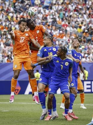 PHILADELPHIA - (lr) during the FIFA 2026 World Cup Group E match between Curacao and Ivory Coast at Philadelphia Stadium on June 25, 2026 in Philadelphia, United States. MAURICE VAN STEEN ANP FIFA World Cup, WM, Weltmeisterschaft, Fussball 2026 - Group E 2026 xVIxANPxSportx xxANPxIVx 561978012 originalFilename: 561978012.jpg
