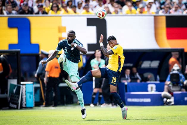FOOTBALL : Allemagne vs Equateur- Coupe du monde FIFA 2026. Stade de Newark, New Jersey, Etats-Unis. 25-06-2026 Antonio Ruediger 2 (Germany) et Nilson Angulo 19 (Ecuador)  Copyright: xx