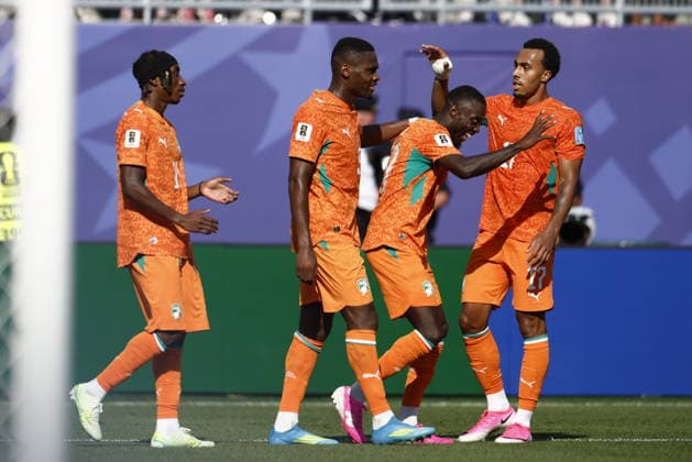 FIFA World Cup, WM, Weltmeisterschaft, Fussball 2026 - Group E - Curacao vs Ivory Coast Nicolas Pepe of Ivory Coast (2-R) celebrates with his teammates after scoring the 0-2 goal during the FIFA World Cup 2026 group stage match Curacao against Ivory Coast, in Philadelphia, Pennsylvania, USA, 25 June 2026. PHILADELPHIA United States  Copyright: xWILLxOLIVERx