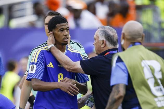 PHILADELPHIA - (lr) during the FIFA 2026 World Cup Group E match between Curacao and Ivory Coast at Philadelphia Stadium on June 25, 2026 in Philadelphia, United States. MAURICE VAN STEEN ANP FIFA World Cup, WM, Weltmeisterschaft, Fussball 2026 - Group E 2026 xVIxANPxSportx xxANPxIVx 561980199 originalFilename: 561980199.jpg