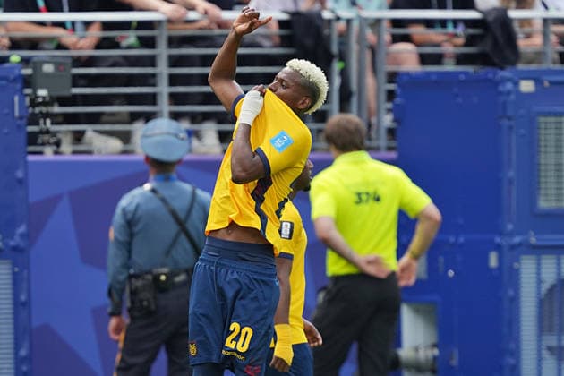 IPA86061580 - Nilson Angulo of Ecuador celebrates after scoring a goal during the Group E match between Ecuador and Germany at the FIFA World Cup, WM, Weltmeisterschaft, Fussball in New York, USA, on June 25, 2026  Copyright: xEmmanuelexMastrodonato IPAxSportx xx 86061580