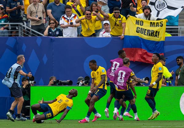 260625 Moises Caicedo and Gonzalo Plata of Ecuador celebrate the 2-1 goal during the FIFA World Cup, WM, Weltmeisterschaft, Fussball 2026 group stage football match between Ecuador and Germany on June 25, 2026 in New Jersey. Photo: Jon Olav Nesvold BILDBYRAN COP 217 JE0136 fotboll football soccer fotball vm fotbolls-vm fotball-vm fotbolls-vm 2026 fifa world cup 2026 15 bbeng bbauto jubel *** June 25, 2026: Moises Caicedo and Gonzalo Plata of Ecuador celebrate the 2-1 goal during the 2026 FIFA World Cup group stage soccer match between Ecuador and Germany on June 25, 2026 in New Jersey. Photo by Jon Olav Nesvold. BILDBYRAN COP 217 JE0136 soccer football fotball World Cup soccer World Cup 2026 FIFA World Cup 2026 15 bbeng bbauto celebration  Copyright: JONxOLAVxNESVOLD BB260625JE077