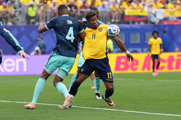 Kevin Rodriguez (Ecuador, 11) gegenJonathan Tah (Deutschland Germany) vor dem Tor zum 1:2 - New York 25.06.2026: Deutschland vs. Ecuador, MetLife Stadium, World Cup 26 Gruppe E, 3. Spieltag *** Kevin Rodriguez (Ecuador), 11, against Jonathan Tah (Germany) in front of the goal, 1–2. New York, June 25, 2026. Germany vs. Ecuador, MetLife Stadium, World Cup 26, Group E, Matchday 3