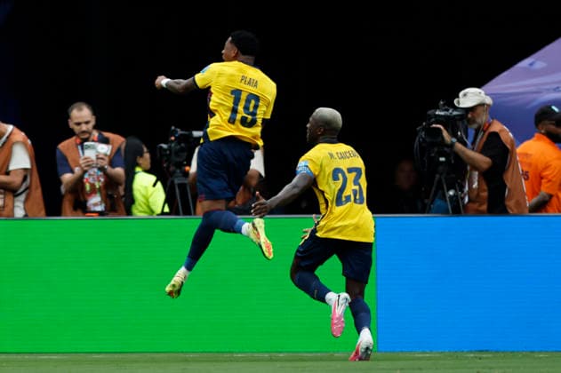 25.06.2026, Fussball, Herren, FIFA Weltmeisterschaft 2026, Vorrunde, Gruppe E, New York, Ecuador - Deutschland, Torjubel zum 2:1, Torschütze: Gonzalo Plata (Ecuador) New York MetLife Stadium New York Vereinigte Staaten von Amerika (US) *** June 25, 2026, Soccer, Men s, 2026 FIFA World Cup, Group Stage, Group E, New York, Ecuador vs. Germany, Celebration of the 2-1 goal, Goal scorer: Gonzalo Plata, Ecuador, New York, MetLife Stadium, New York, United States of America, US Copyright: xSebastianxBachx